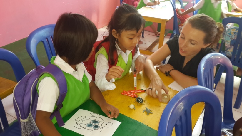 Hana report November 2015 – teaching in kindergarten